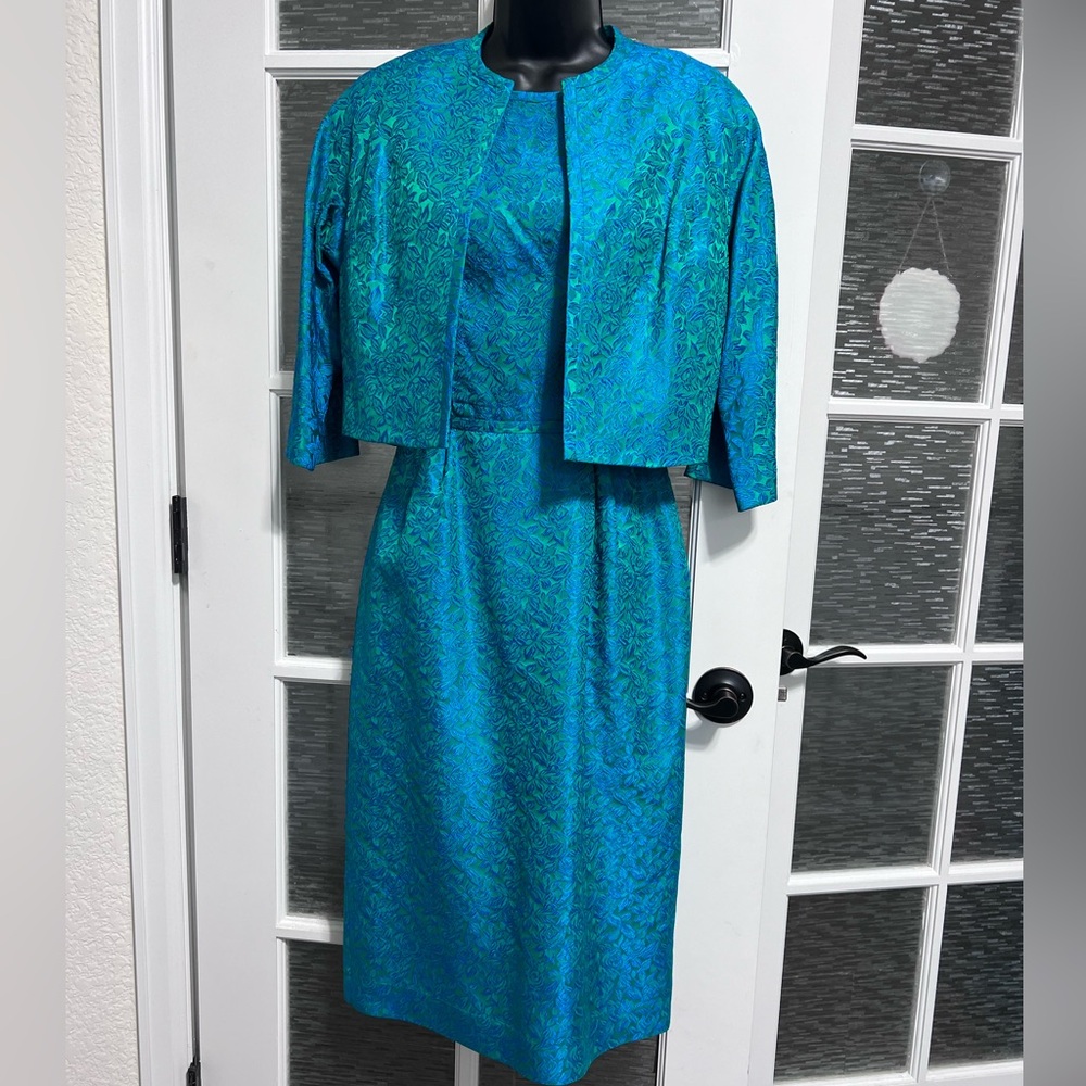 Vintage 1960’s Rona Knee-Length Sheath Dress w/Jacket